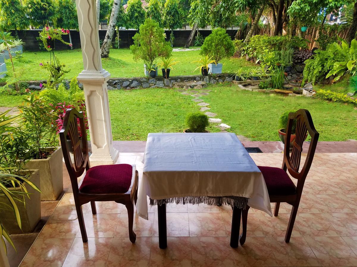 Coco Home Negombo Exteriör bild